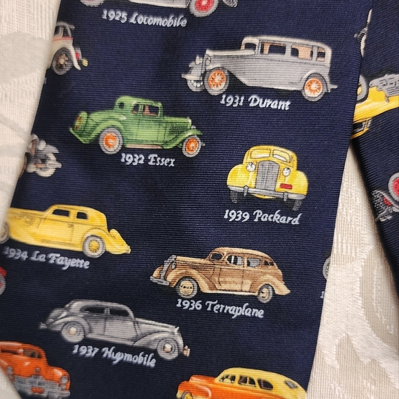 MARK, FORE & STRIKE "Antique Cars" Printed Blue Silk Tie - Picture 3 of 6